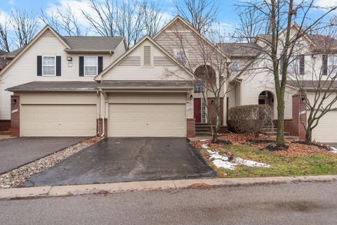 38391 Churchill Lane Farmington Hills MI 48331