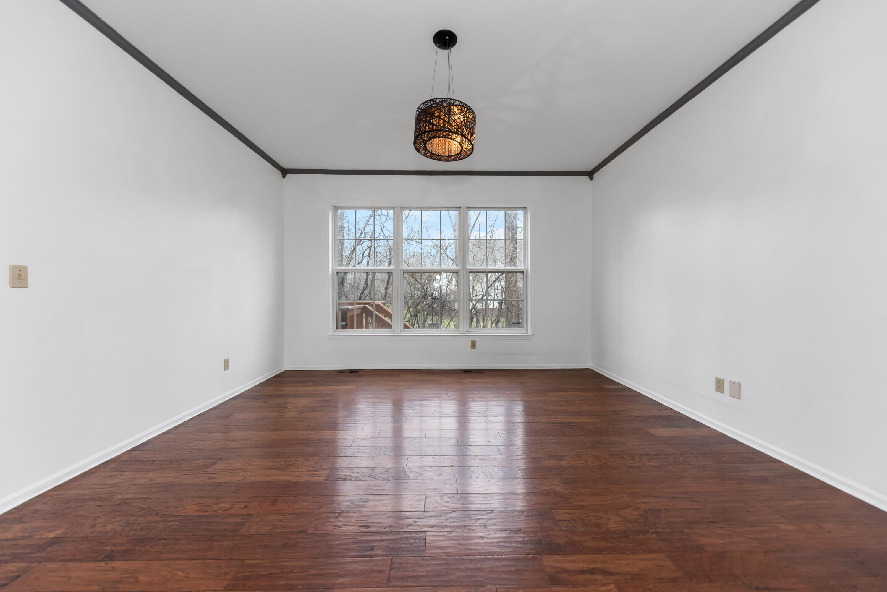 38391 Churchill Lane