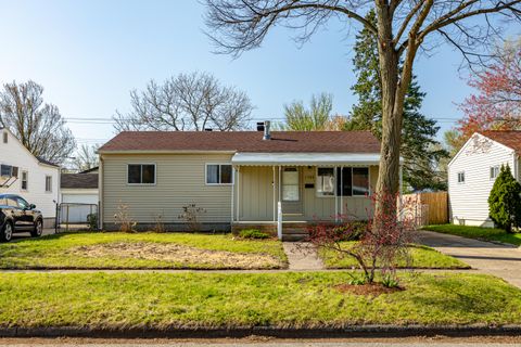 Photo of 1388 Delaware Avenue, Ypsilanti, MI 48198 (MLS # 26016991)