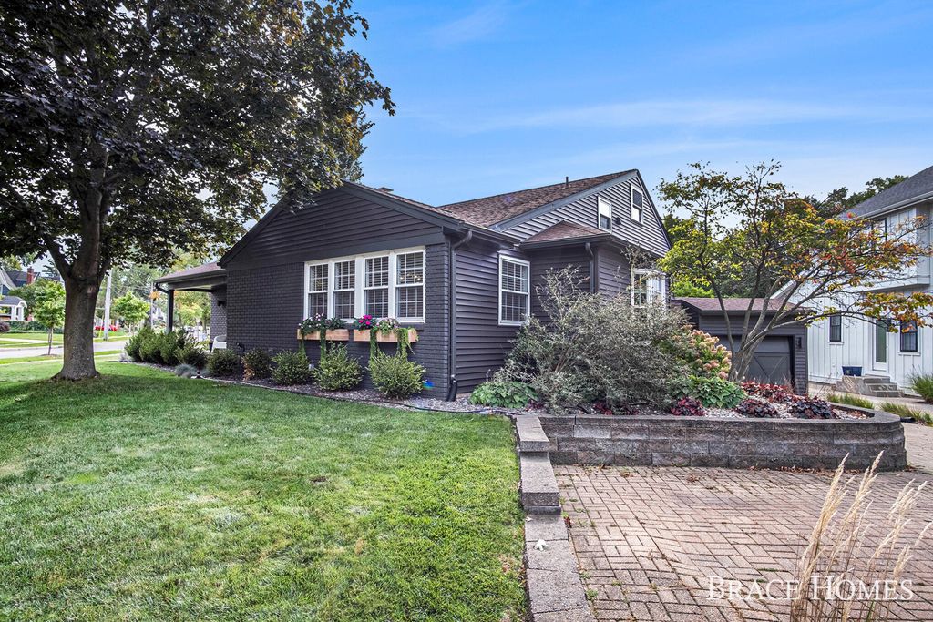 Photo of 2242 Lake Drive SE, East Grand Rapids, MI 49506 (MLS # 25050658)