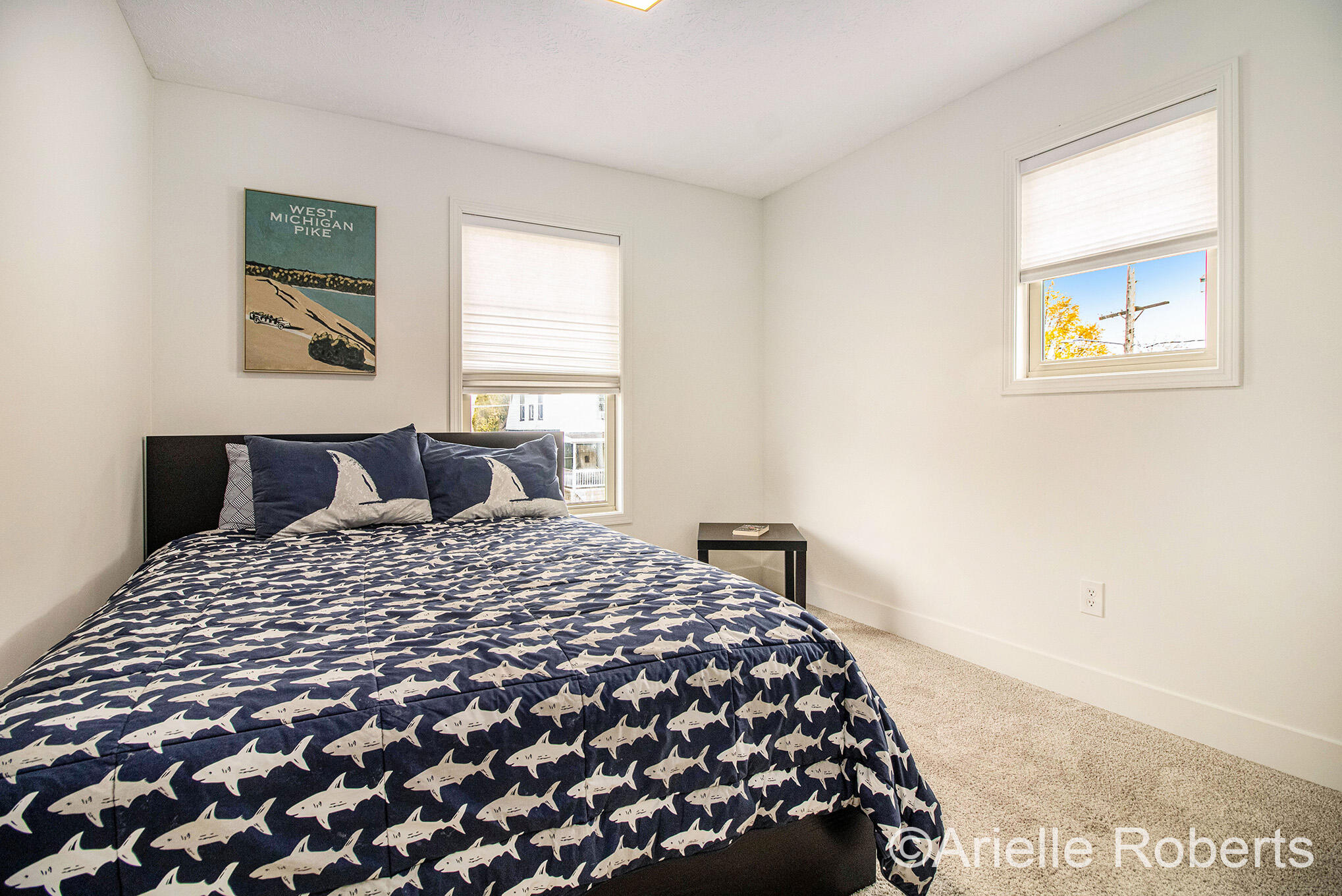 Grand Rapids, Michigan 49507, United States, 3 Bedrooms Bedrooms, ,2 BathroomsBathrooms,Residential,Active,242951