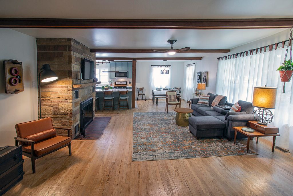 Photo of 167 E Delaware Avenue, Benton Harbor, MI 49022 (MLS # 26005357)