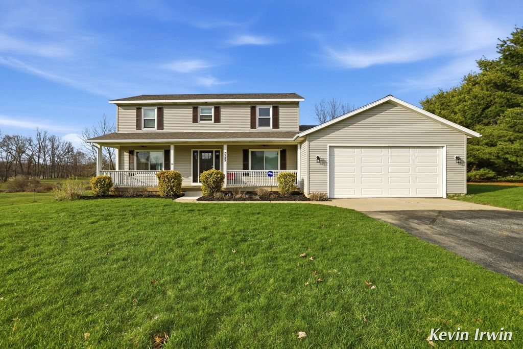 Photo of 7233 Russet Trail NE, Rockford, MI 49341 (MLS # 26015678)