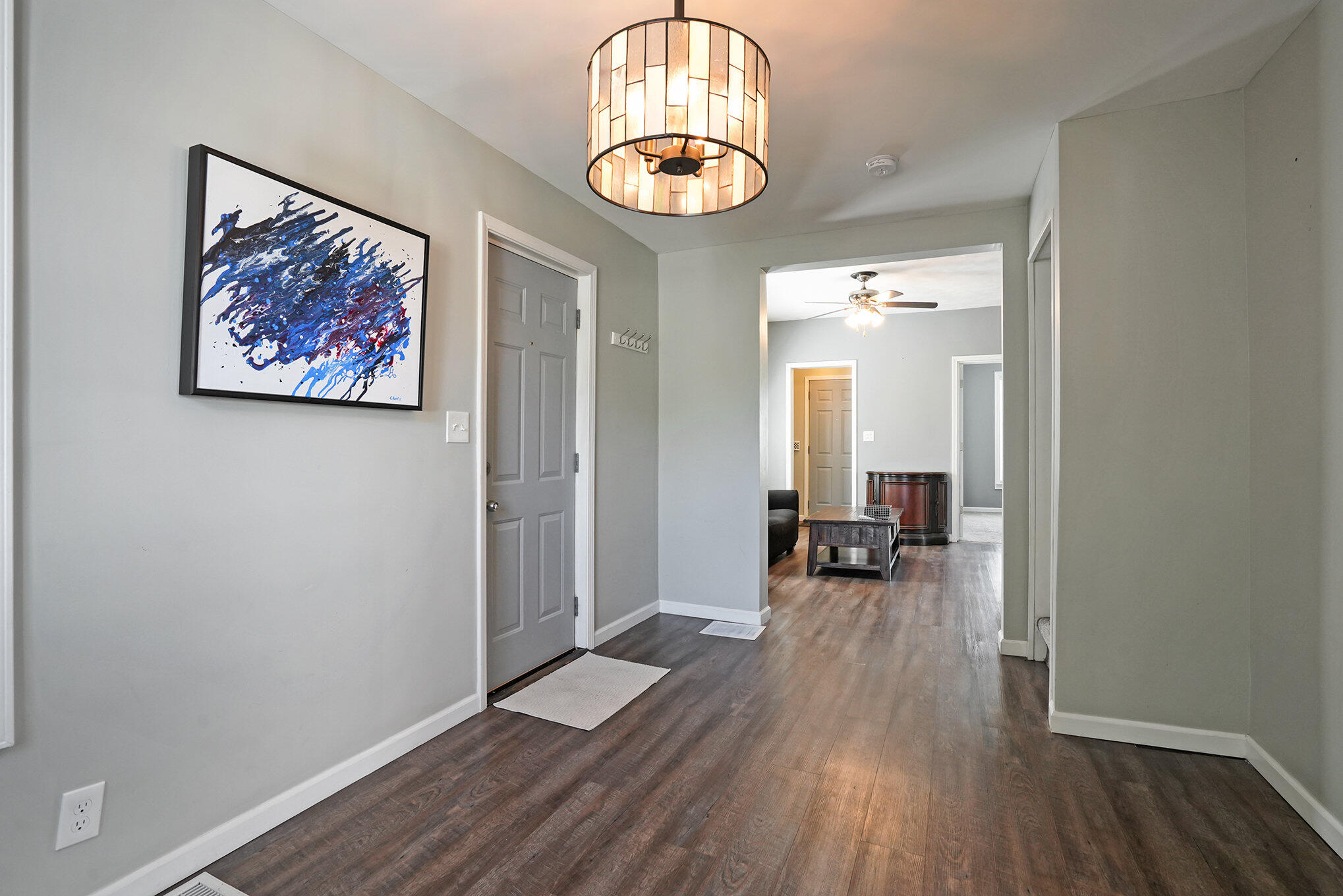 Photo 5 of 28 of 1007 11th Street NW house