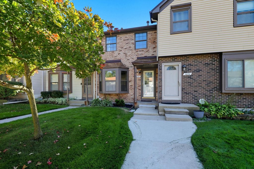 Photo of 3024 Carly Court, Auburn Hills, MI 48326 (MLS # 25050668)