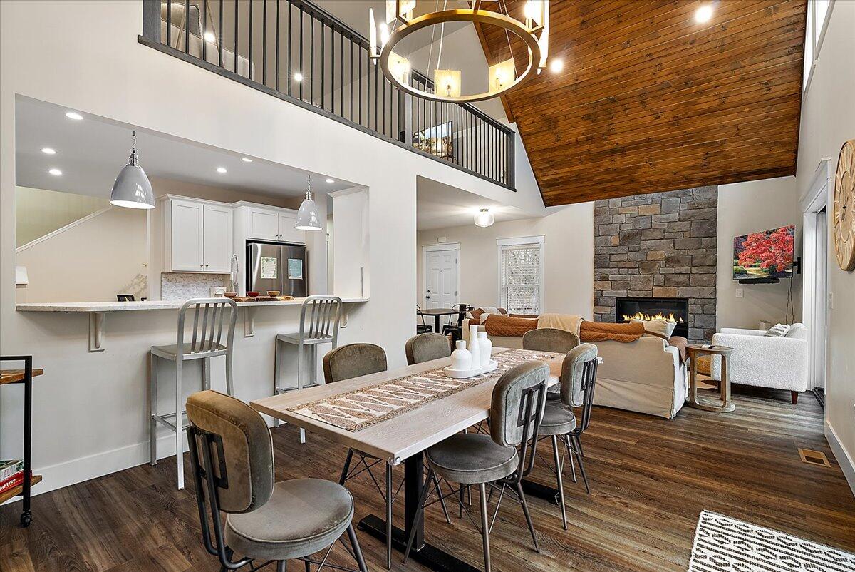 4150 Comanche Trail