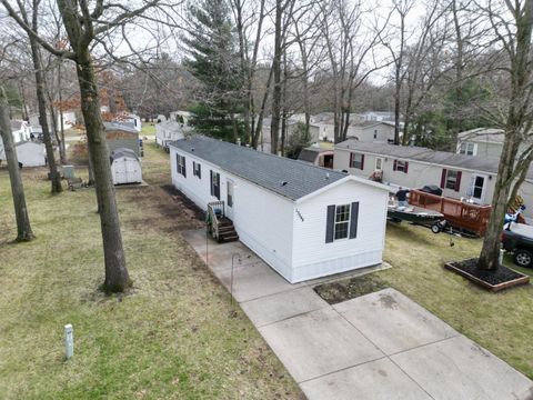 MLS: 25014022