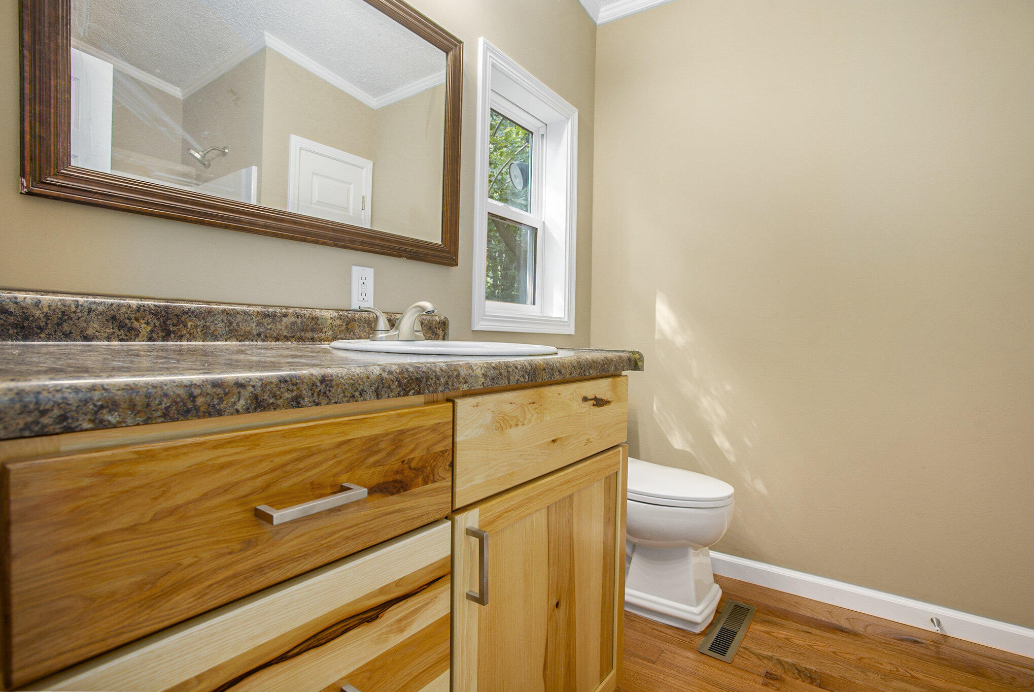 Union City, Michigan 49094, United States, 3 Bedrooms Bedrooms, ,2 BathroomsBathrooms,Residential,Active,23423