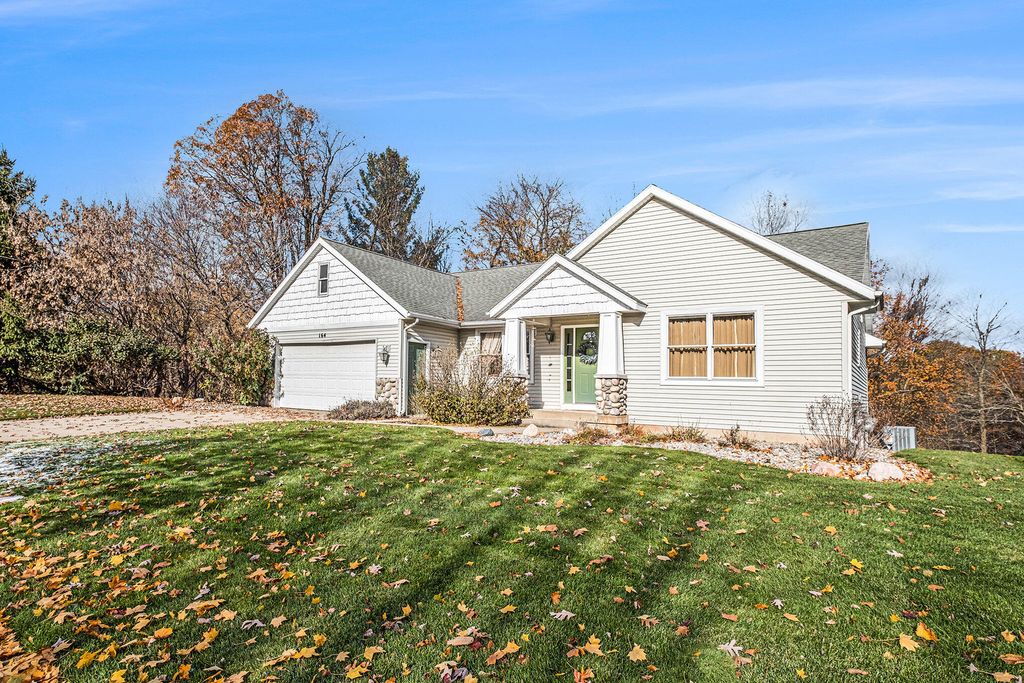 Photo of 164 Glen Carin Drive NE, Rockford, MI 49341 (MLS # 25057876)