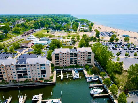 Photo of 240 Water Street #1A, St. Joseph, MI 49085 (MLS # 26003855)