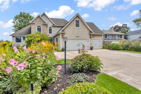 345 Oakwood Avenue Clarklake MI 49234