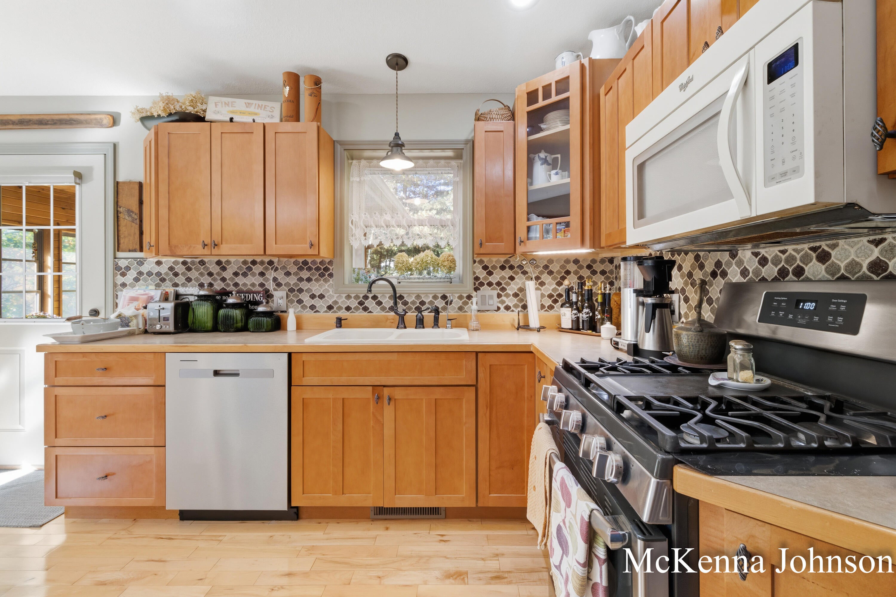 Listing 27