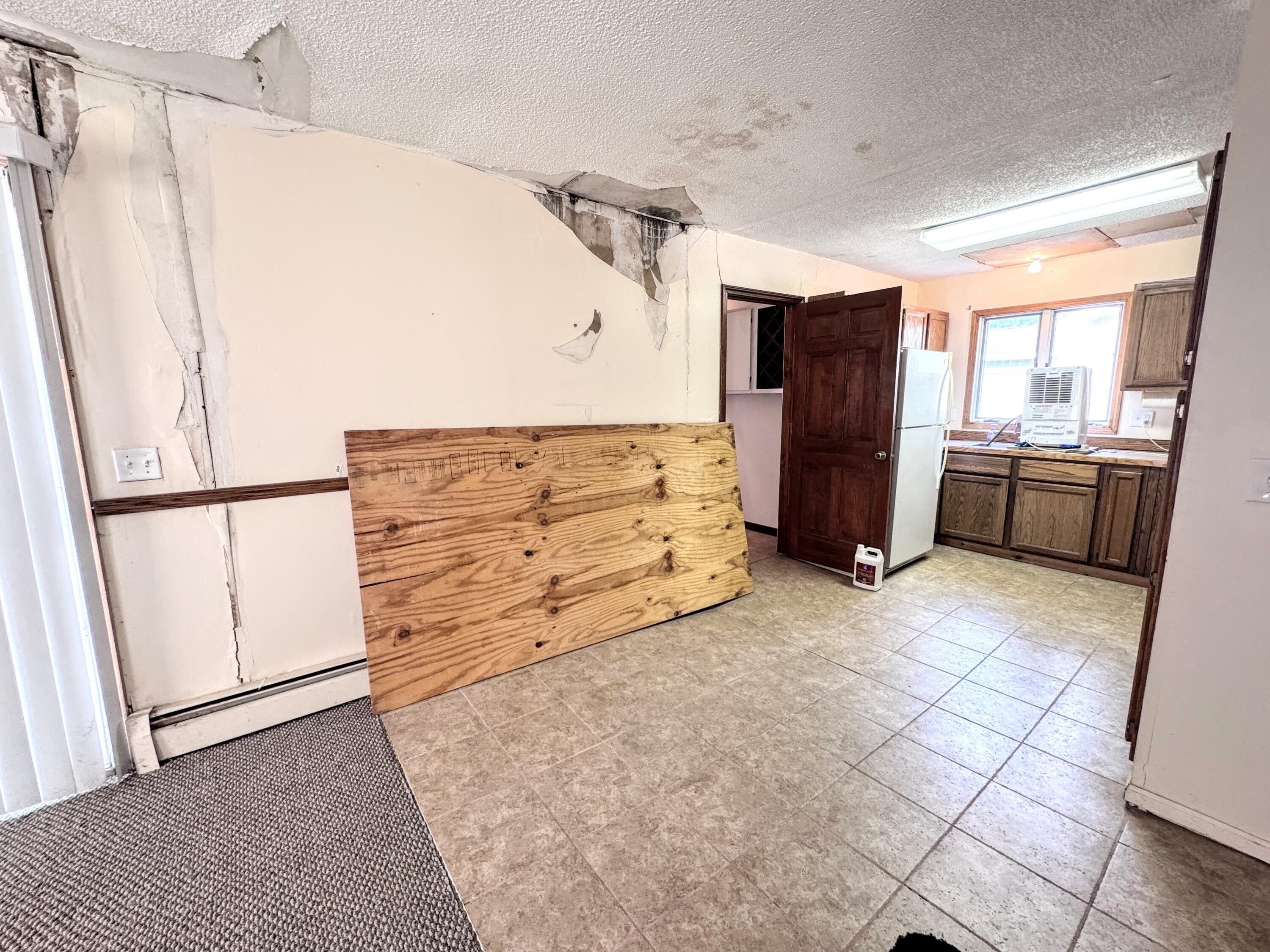 10887 3rd Street