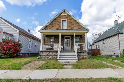 Photo for 360 Burke Street