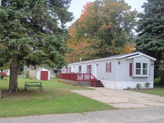 27 LOCUST CT, MUSKEGON, MI 49445 - Image 597593bfbaff4b2e7b68cc11bb3d597b/4033431209