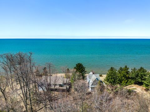 5393 N Scenic Drive Whitehall MI 49461