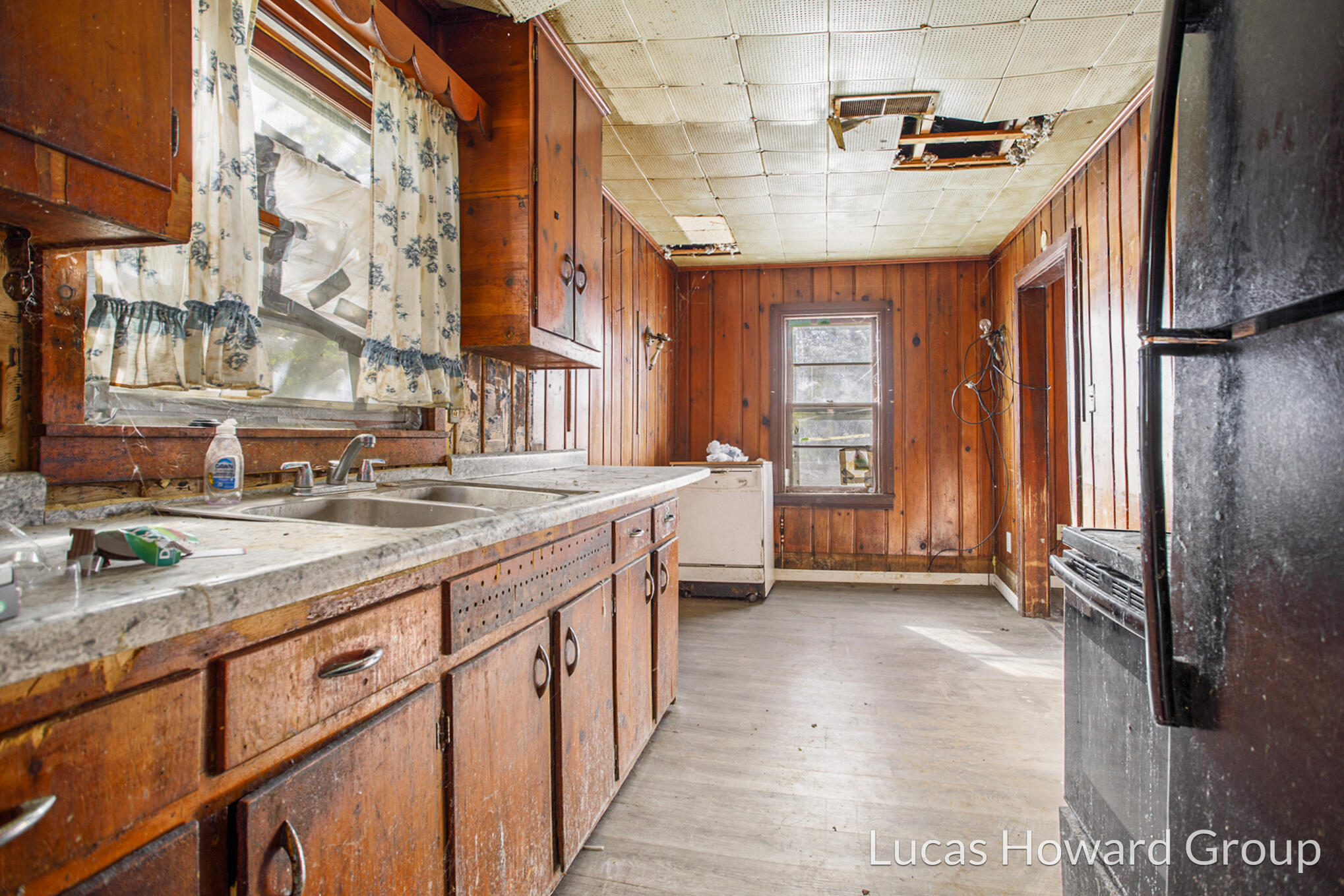 3309 Greenfield Avenue