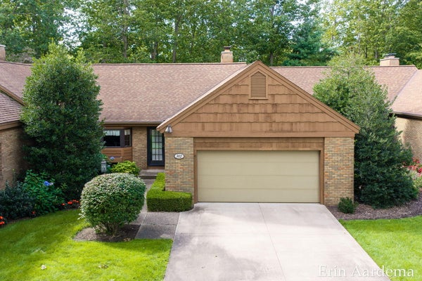 302 FOXCROFT CIR, HOLLAND, MI 49423 - Image 59e4fcdae28fb65dc72ccd9c6cac1ed2/2058551271