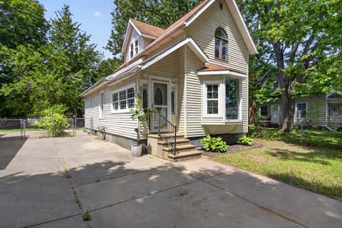 Photo for 824 Maltby Street