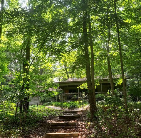 Photo of 405 Buck Road, Coldwater, MI 49036 (MLS # 26019968)