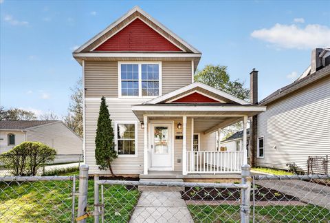 Photo of 1039 Cass Avenue SE, Grand Rapids, MI 49507 (MLS # 26017084)