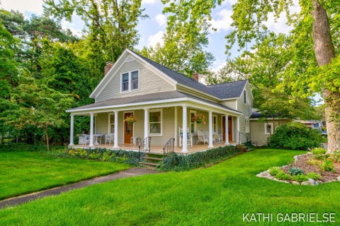 Photo for 379 S Lake Avenue