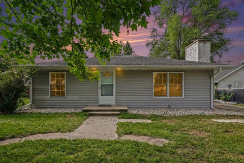 Photo for 133 W 2nd Street