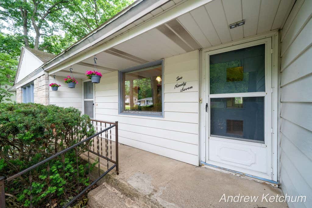 Photo of 297 Fourth Avenue, Holland, MI 49424 (MLS # 26030449)