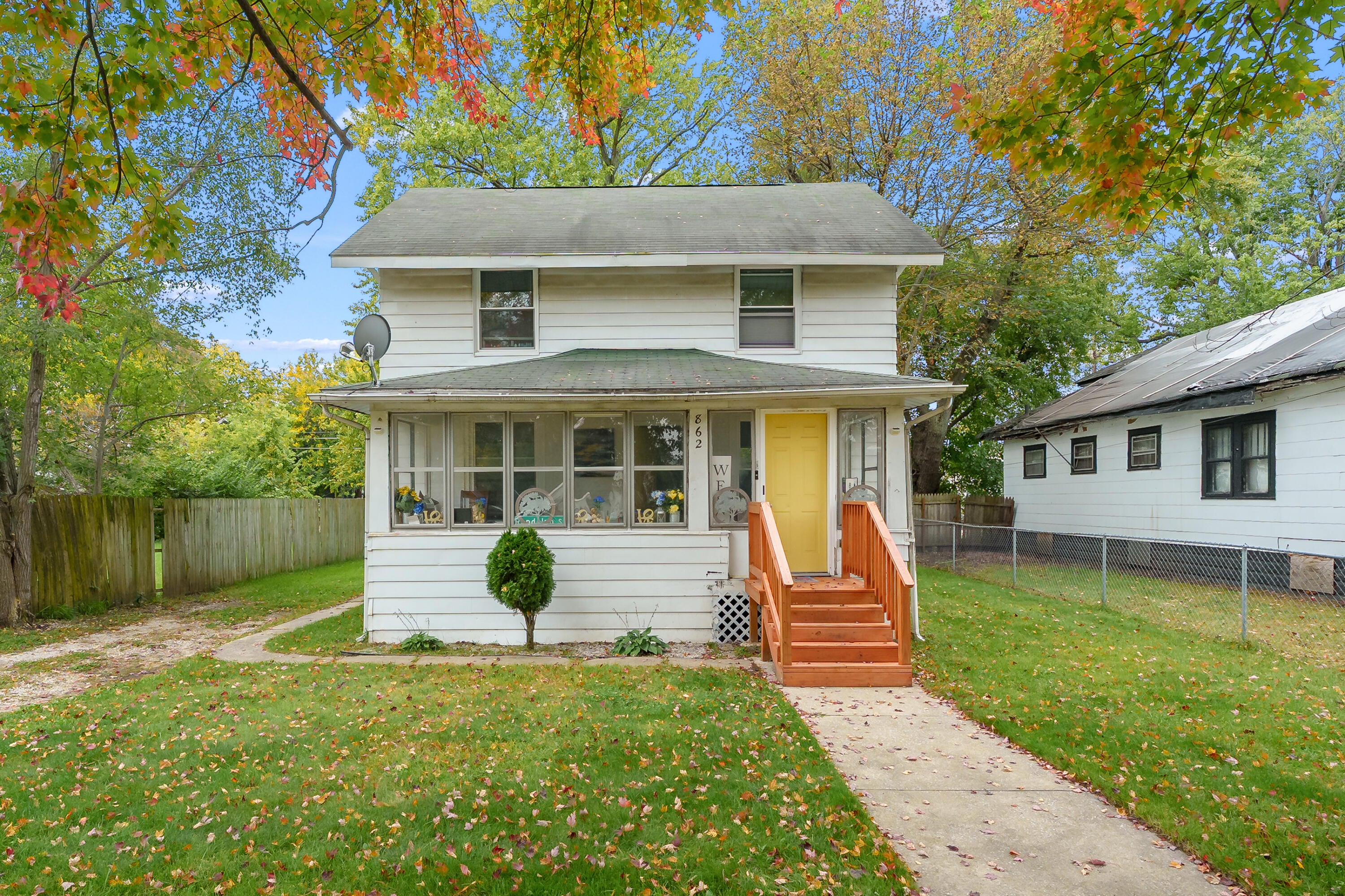 862 Lavette Avenue