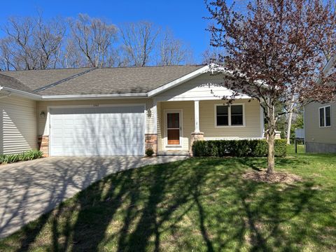 Photo of 1268 Blue Heron Drive, Ludington, MI 49431 (MLS # 26019593)