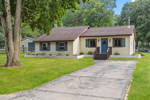7409 Park Place Mecosta MI 49332