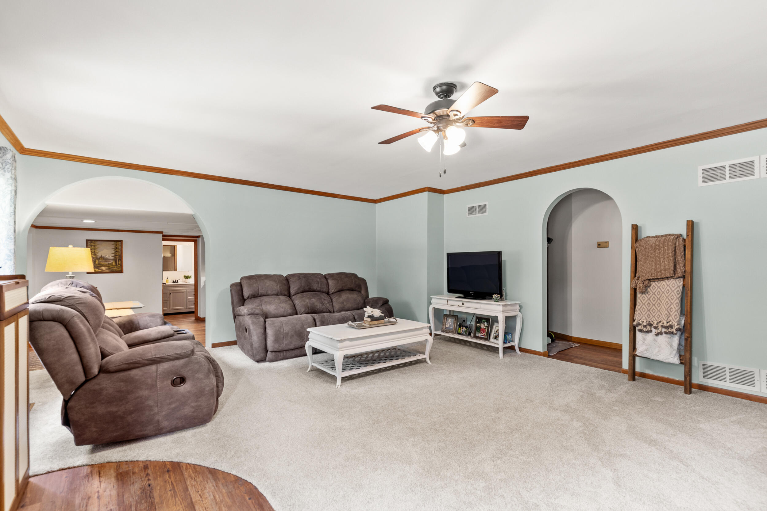 7409 Park Place