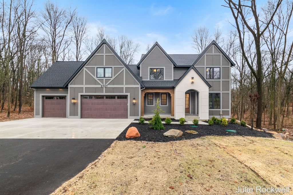 Photo of 3727 Buttrick Avenue SE, Ada, MI 49301 (MLS # 26009543)