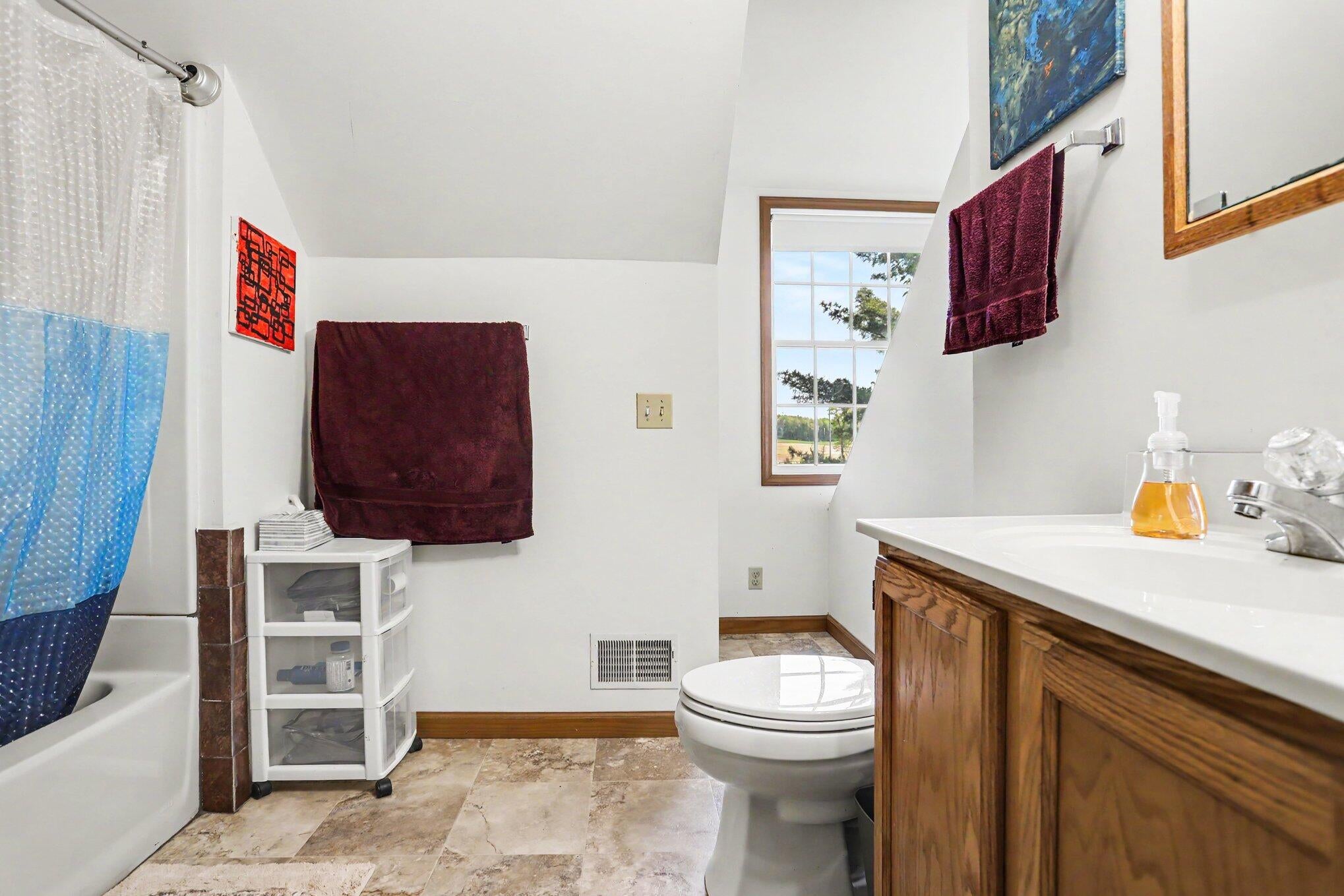 Listing 33