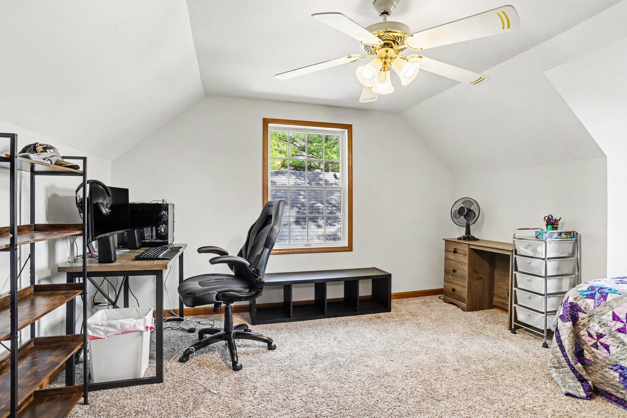 Listing 33