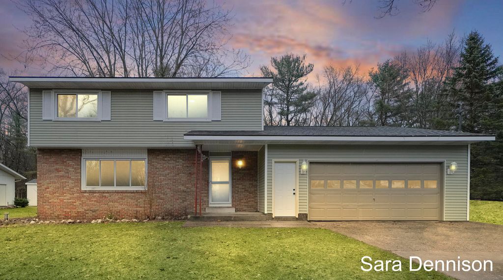 Photo of 760 E Wedgewood Drive, Muskegon, MI 49445 (MLS # 26013426)