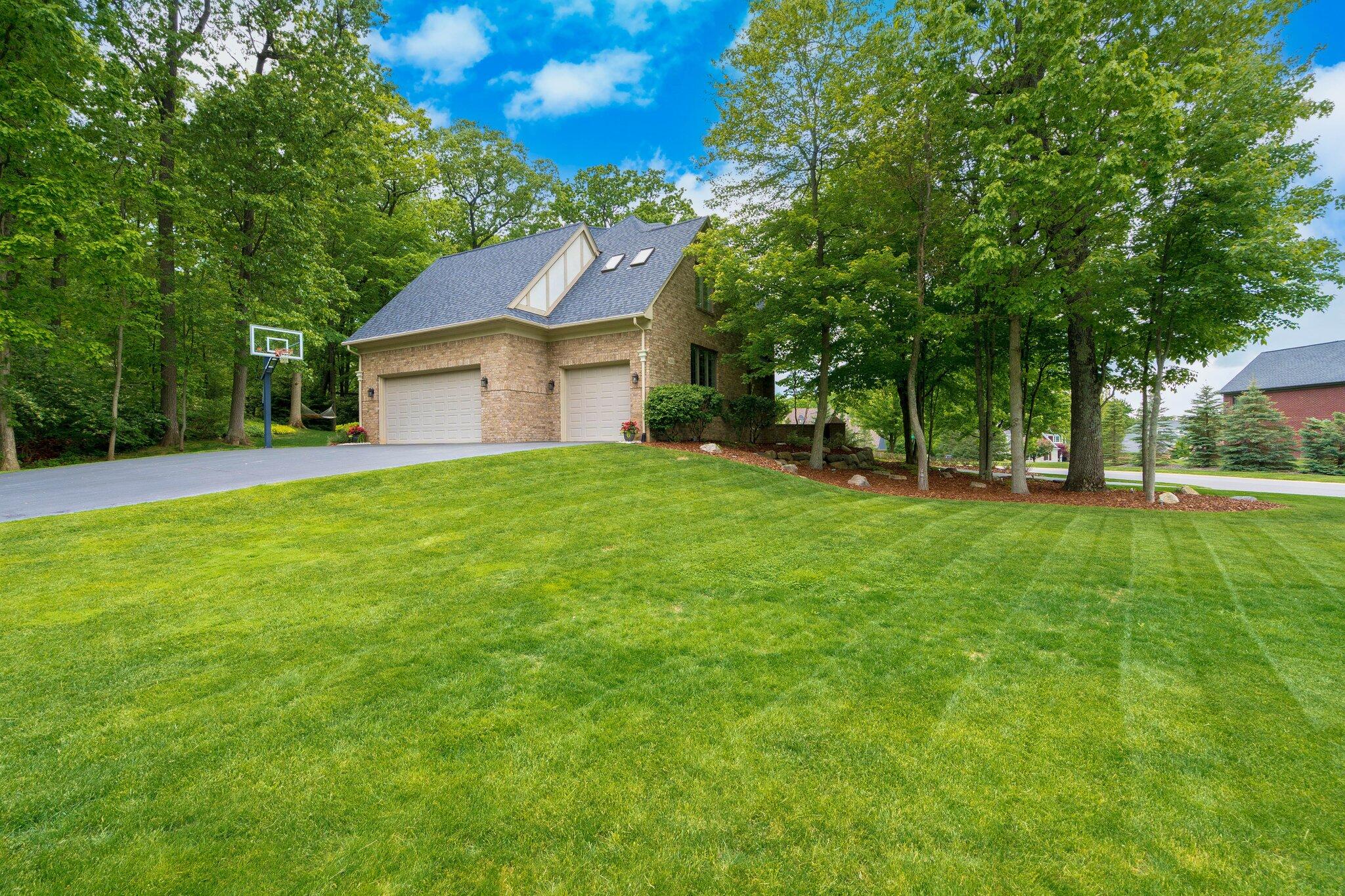 6000 Pinemont Drive