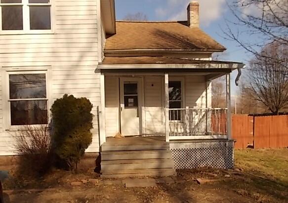 Photo 1 of 8 of 1004 Constantine Street house