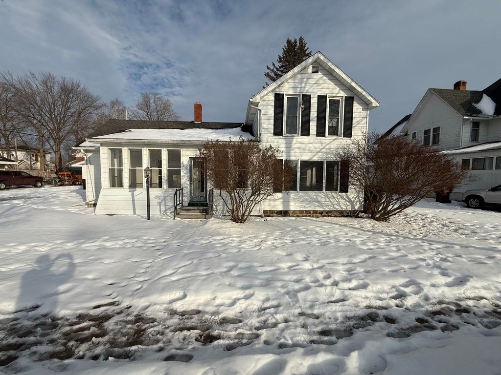 Photo of 210 N Queen Street, Nashville, MI 49073 (MLS # 26004944)