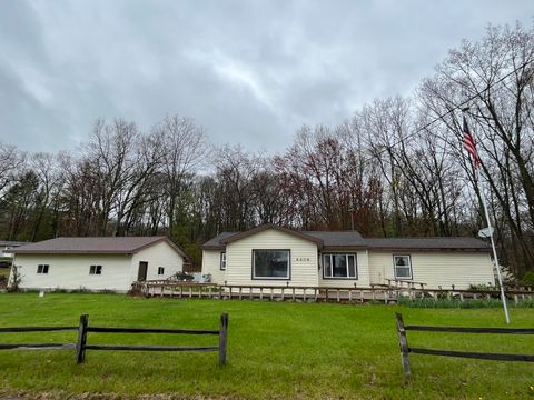 MLS: 24055606