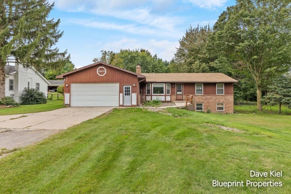 6879 IVANREST AVE SW, BYRON CENTER, MI 49315 - Image 5d09354a83e7b27ee4aa721eeef93f92/3697611394