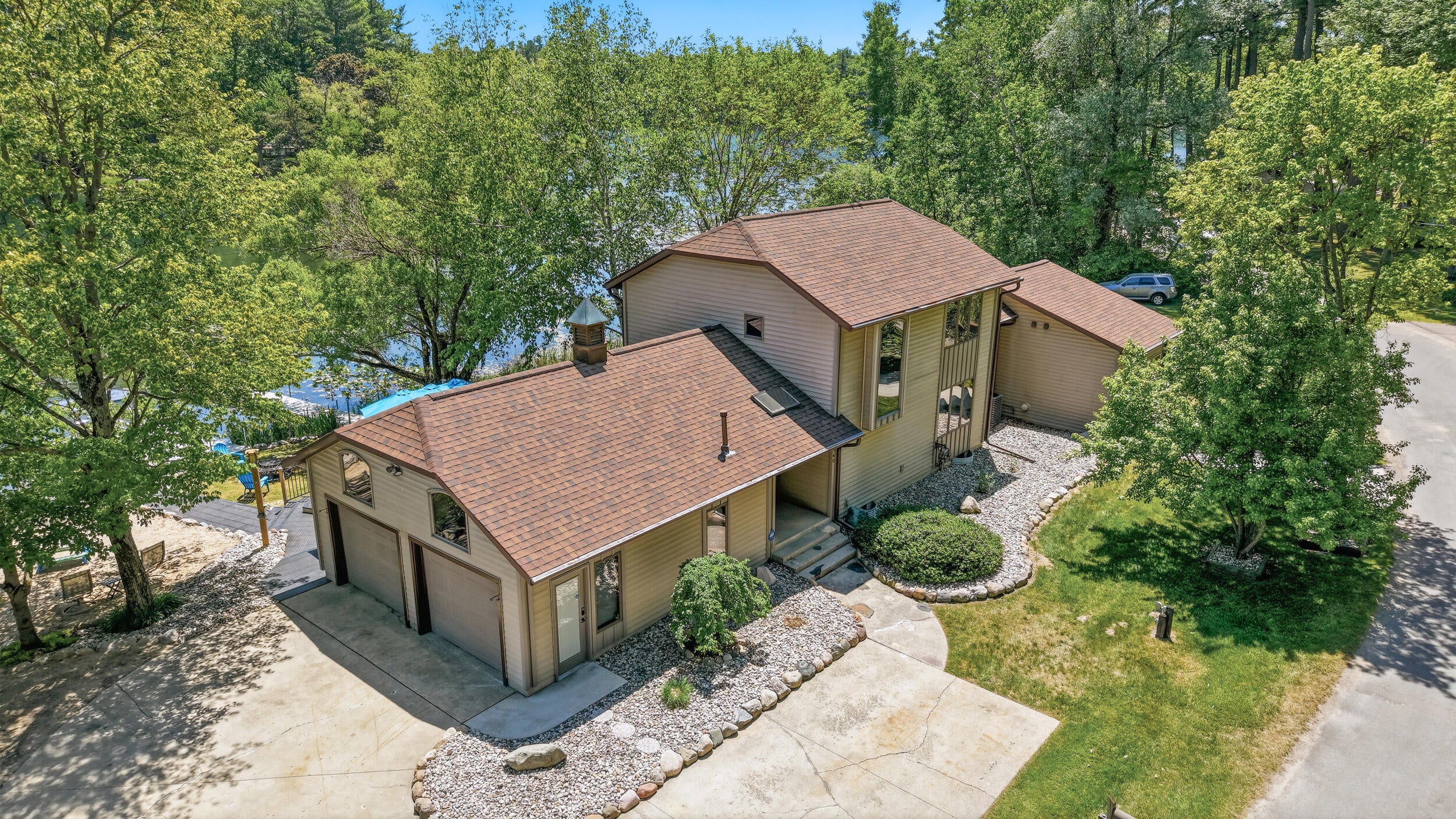 360_w_baldwin_lake_dr_001