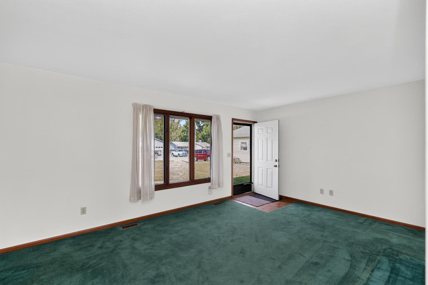 Listing 24