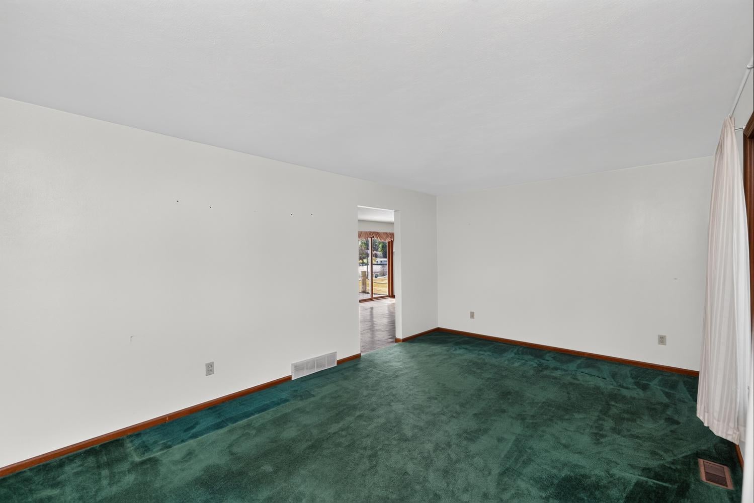 Listing 24