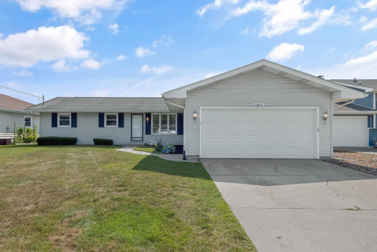 Listing 24
