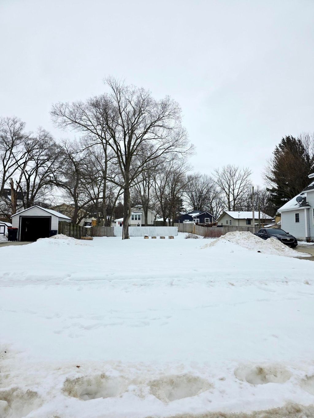 Photo of 136 E 19th Street, Holland, MI 49423 (MLS # 26004977)