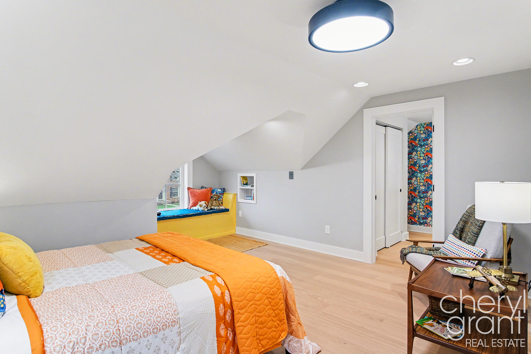 Grand Rapids, Michigan, 49506, United States, 5 Bedrooms Bedrooms, ,5 BathroomsBathrooms,Residential,Active,2037535