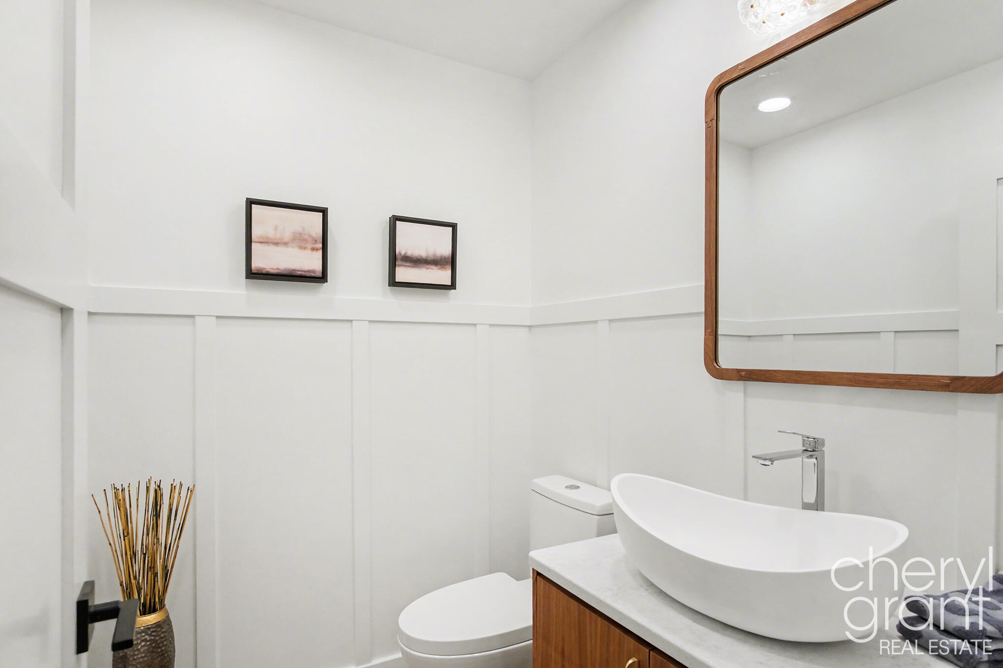 Grand Rapids, Michigan, 49506, United States, 5 Bedrooms Bedrooms, ,5 BathroomsBathrooms,Residential,Active,2037535