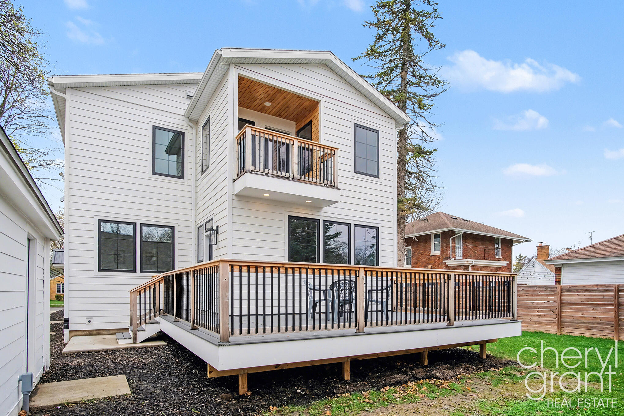 Grand Rapids, Michigan, 49506, United States, 5 Bedrooms Bedrooms, ,5 BathroomsBathrooms,Residential,Active,2037535