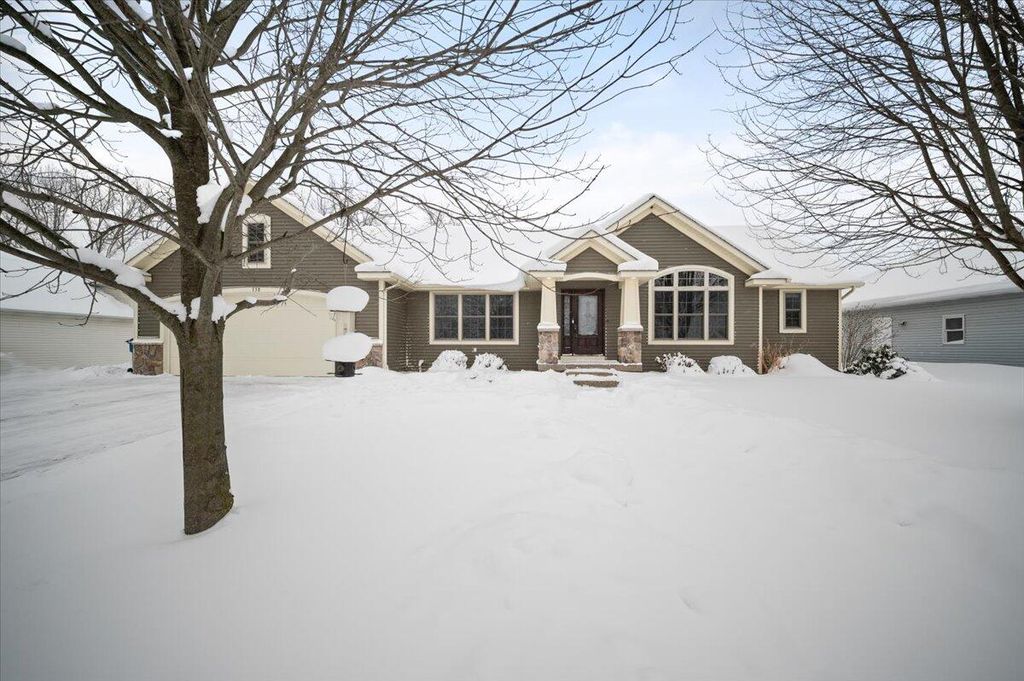 Photo of 738 Fieldstone Drive, Coopersville, MI 49404 (MLS # 26002299)